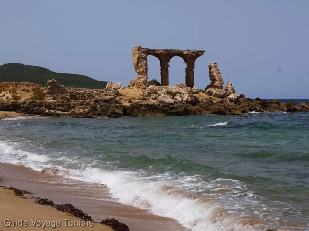 Le site archéologique de sidi-mechreg