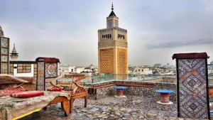 Excursions in Tunis